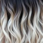 scopri perché il degradé da scuro a bianco può danneggiare i tuoi capelli se non viene curato correttamente e come mantenere una chioma sana e luminosa.